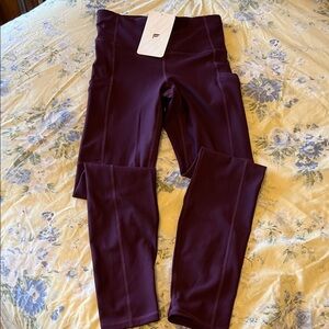Fabletics Women's Purple Leggings